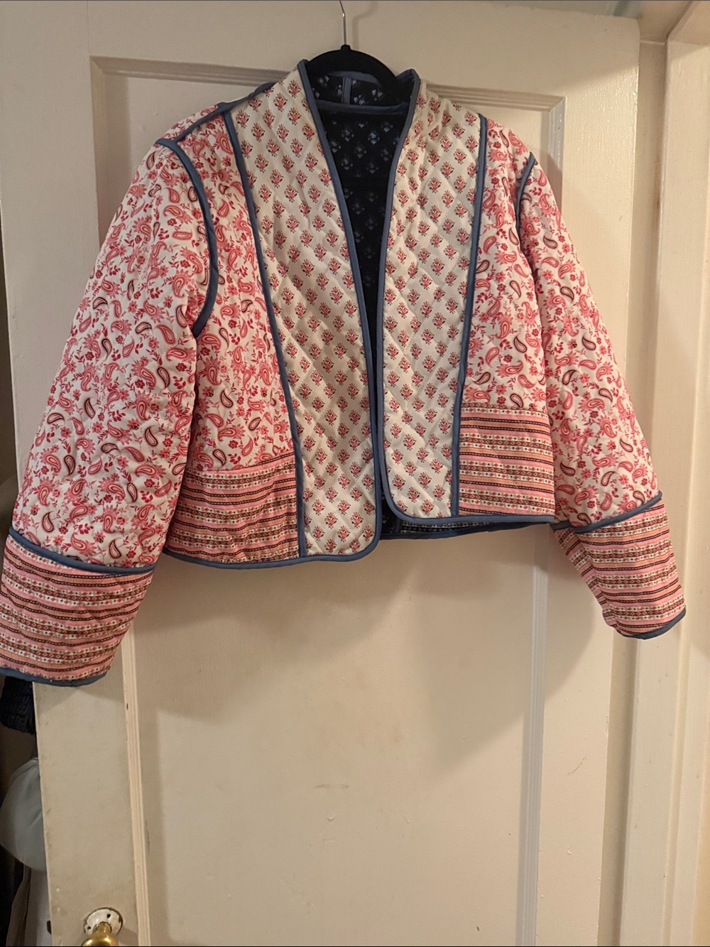 Quilted Floral bomber Jacket in Pink & White Double sided to be black & Blue